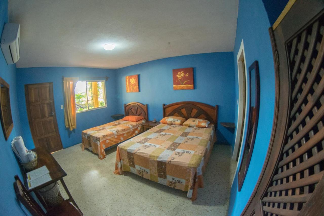 Hotel Cafe Del Sol Monterrico Buitenkant foto