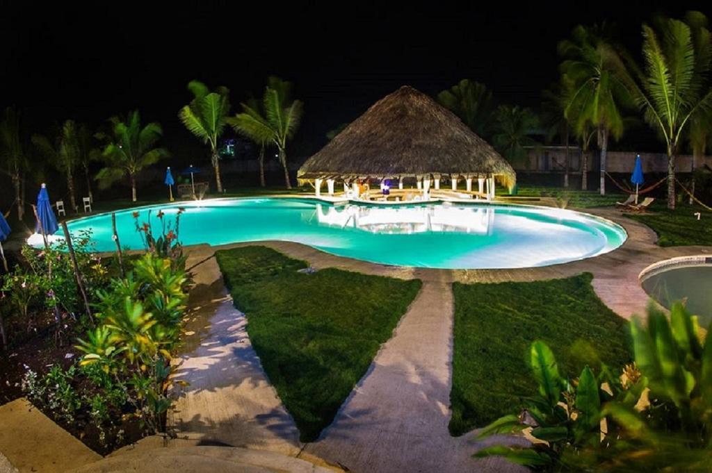 Hotel Cafe Del Sol Monterrico Buitenkant foto