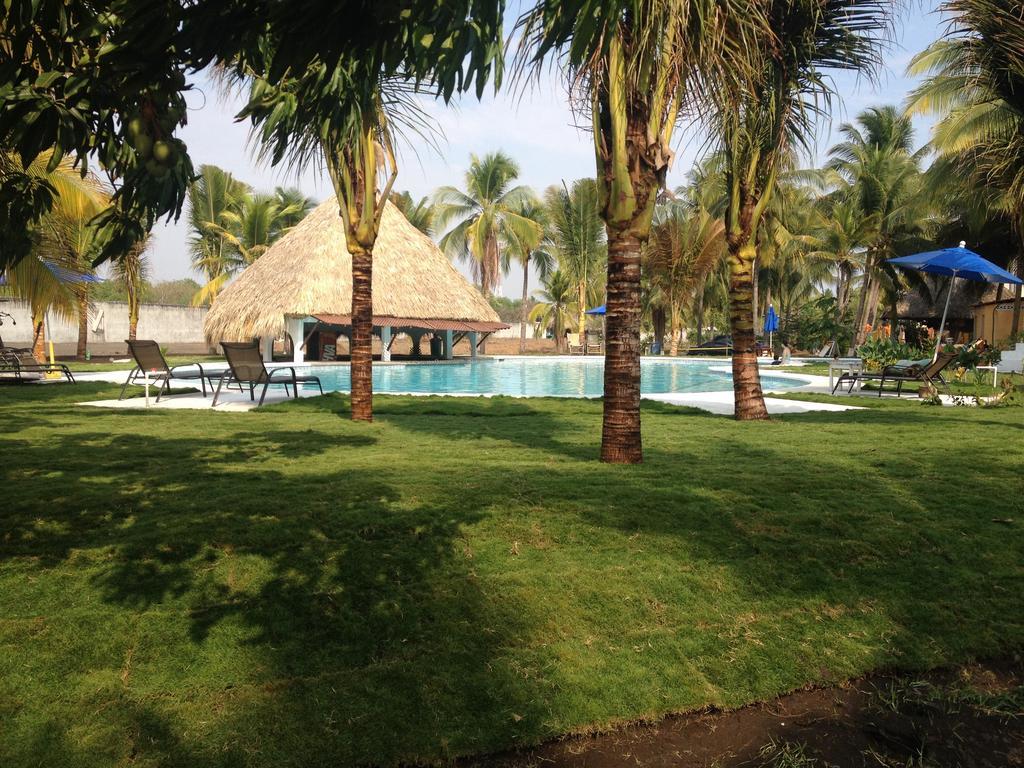 Hotel Cafe Del Sol Monterrico Buitenkant foto