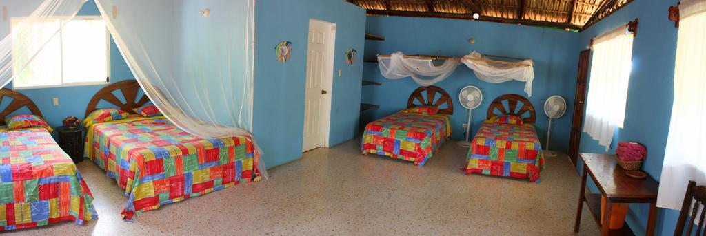 Hotel Cafe Del Sol Monterrico Buitenkant foto