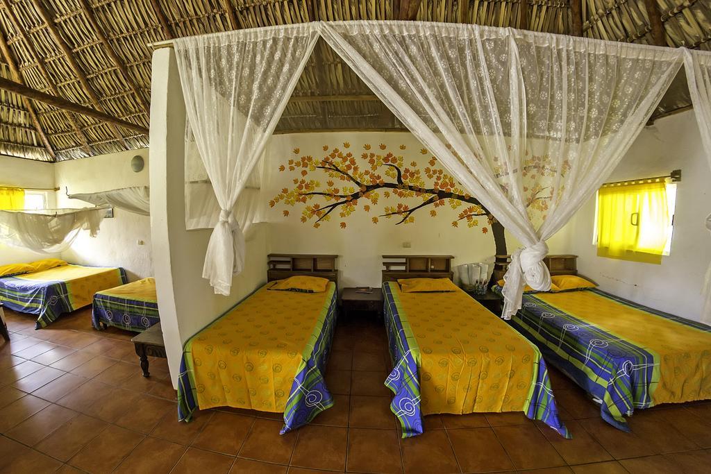 Hotel Cafe Del Sol Monterrico Buitenkant foto