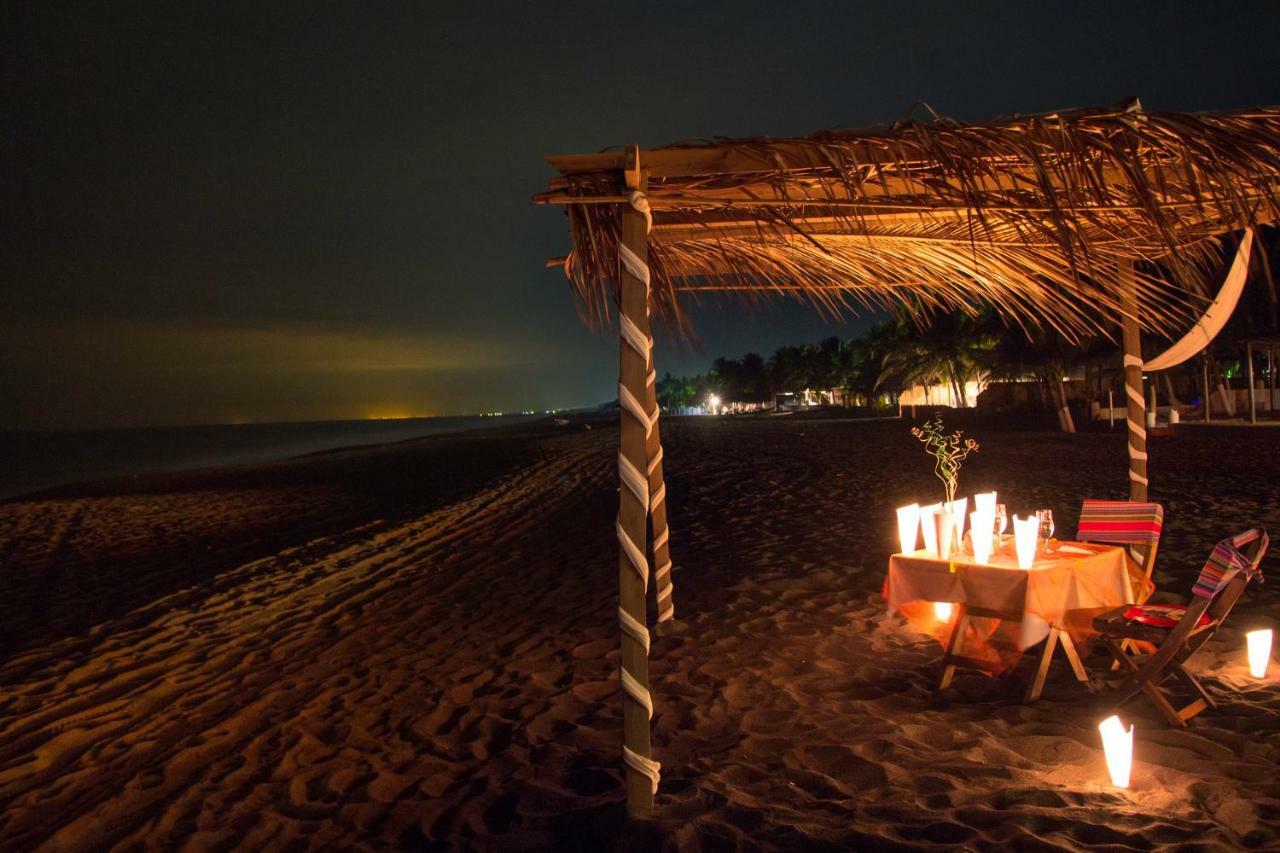 Hotel Cafe Del Sol Monterrico Buitenkant foto